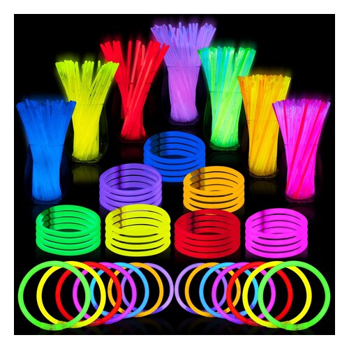 Lot de cent bâtons lumineux JOYIN à craquer en sept couleurs avec connecteurs